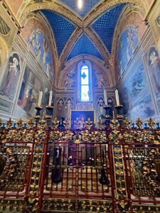 サンタントニオ教会 内部