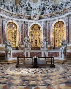 サンタントニオ教会 内部