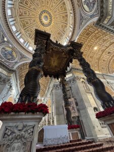 ベルニーニのブロンズの天蓋