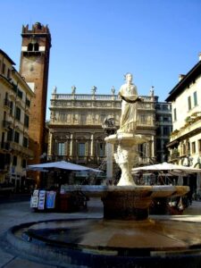 エルベ広場の噴水